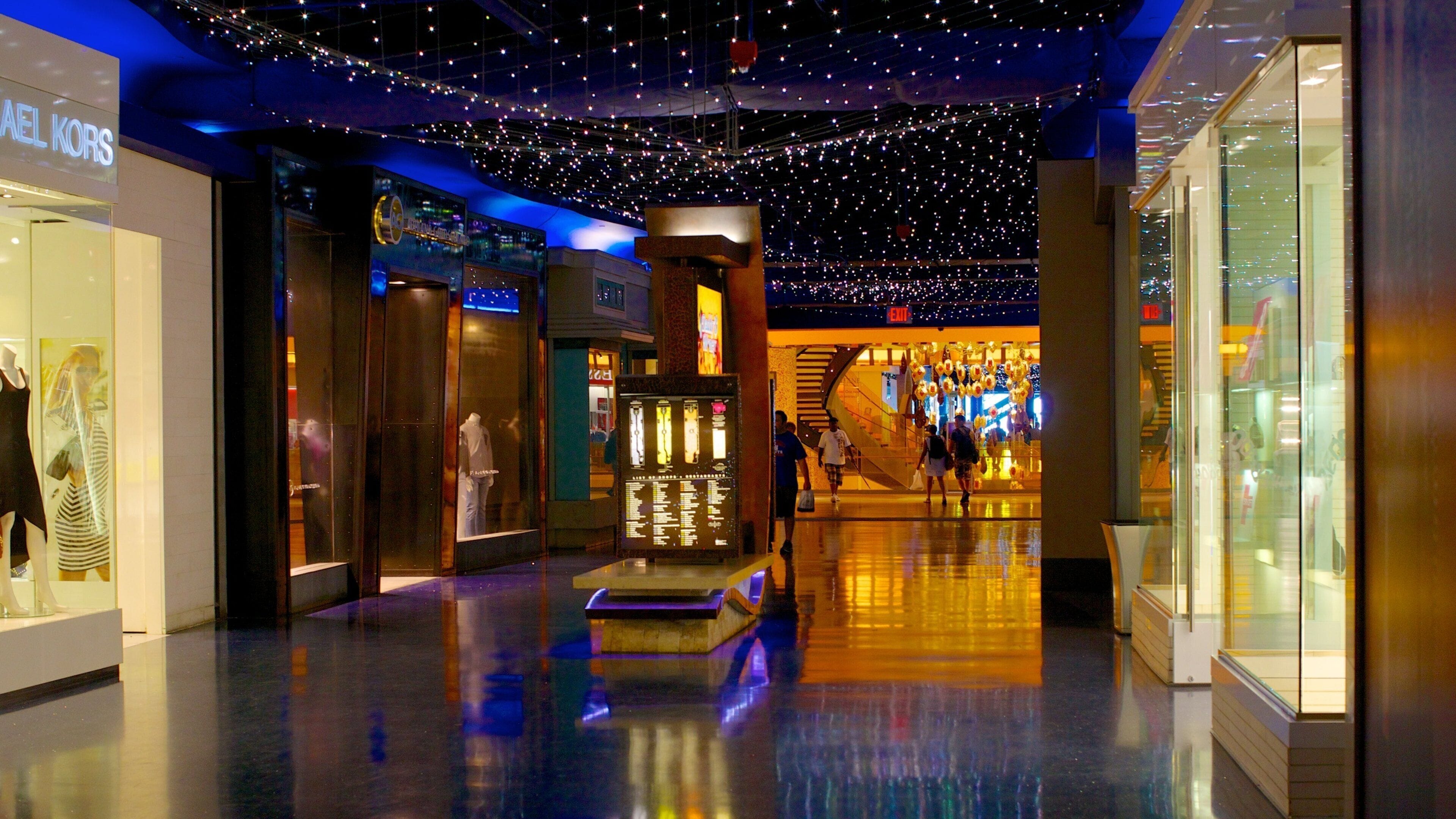 The Pier Shops at Caesars showing shopping and interior views