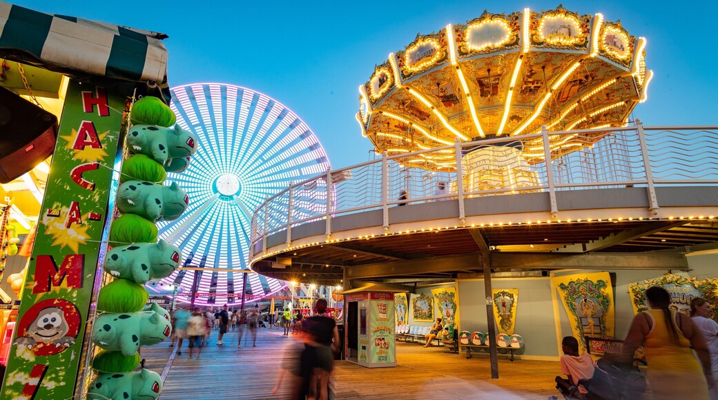 Mariner\'s Pier featuring rides