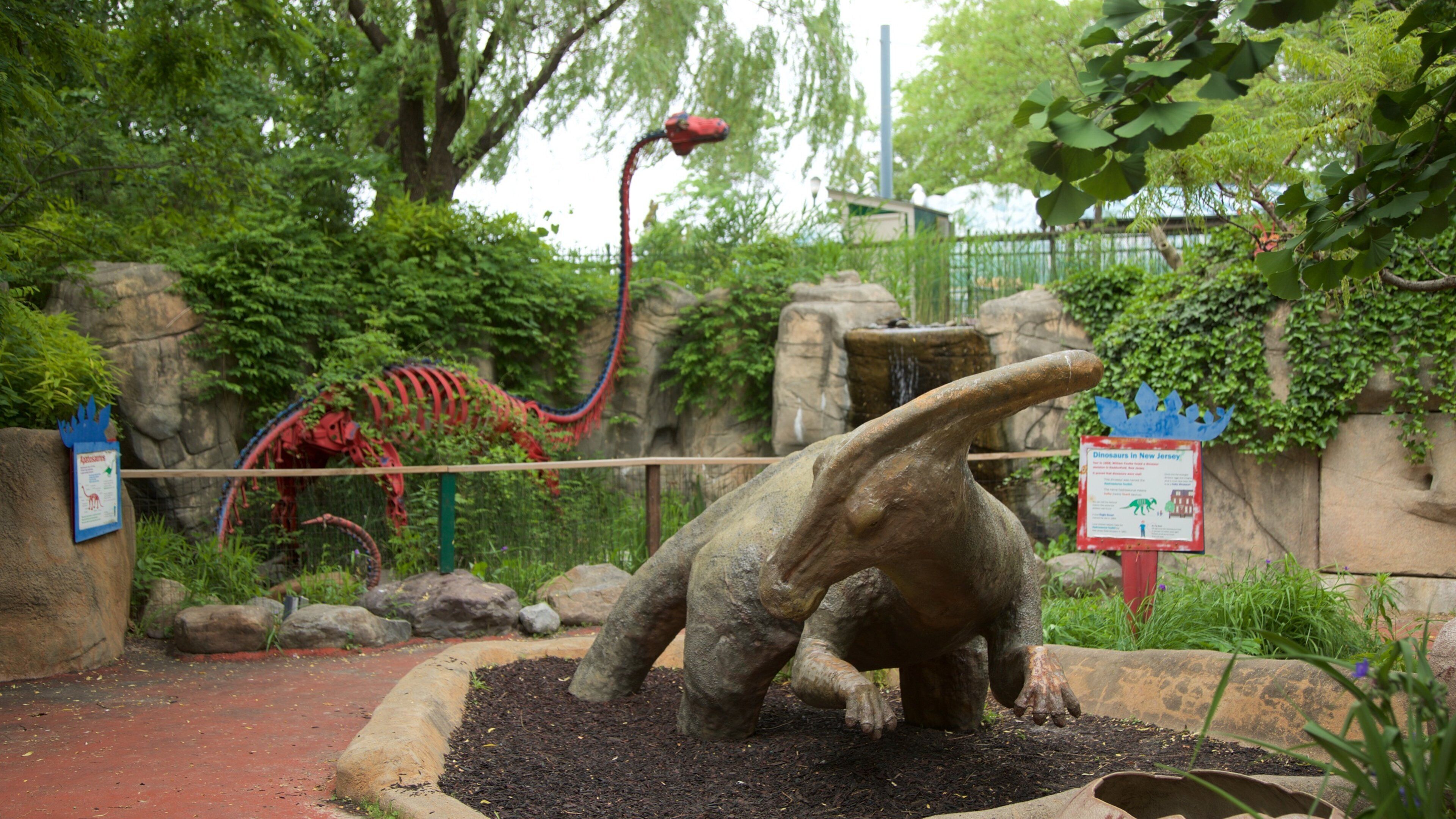 Camden Children\'s Garden ซึ่งรวมถึง สวนสาธารณะ, ป้าย และ ศิลปะกลางแจ้ง