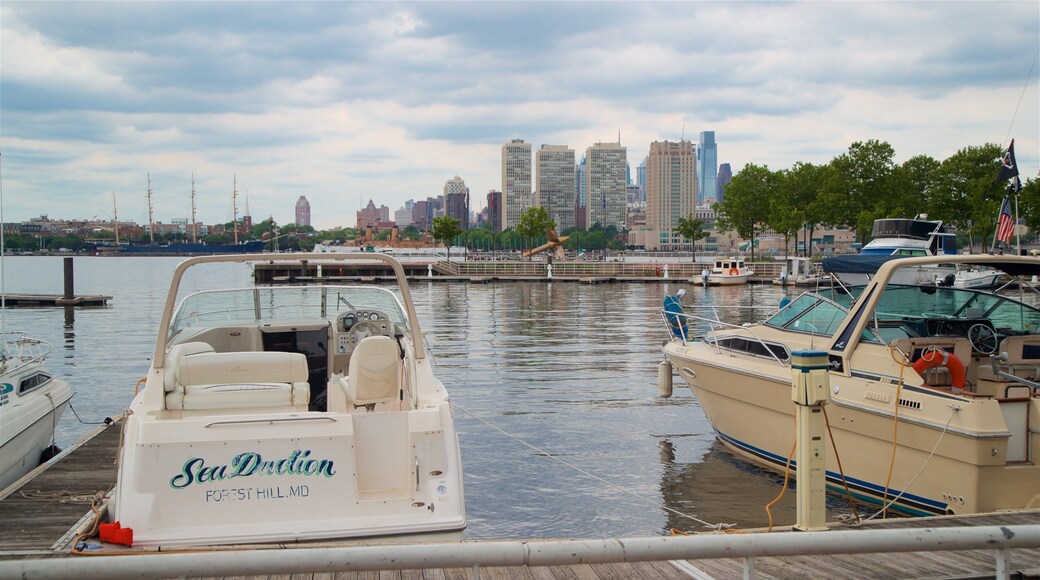 Wiggins Park and Marina showing a city and a bay or harbour