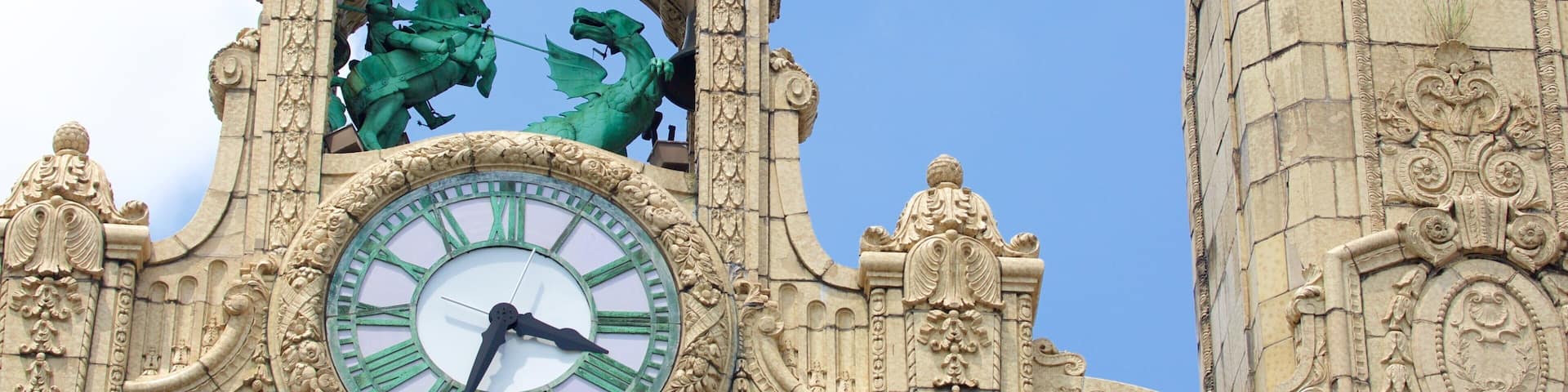 Loew\'s Jersey Theater showing heritage elements and heritage architecture