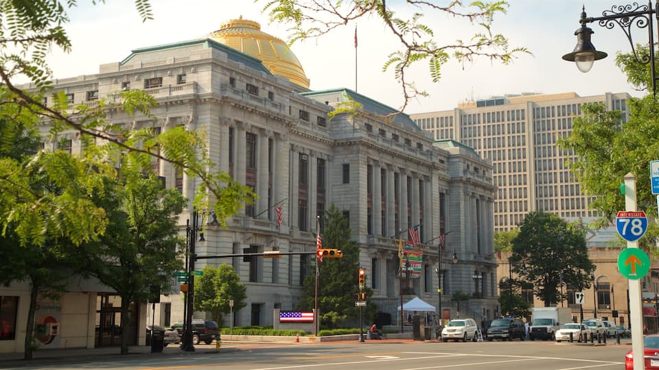 Newark City Hall showing heritage architecture and a city