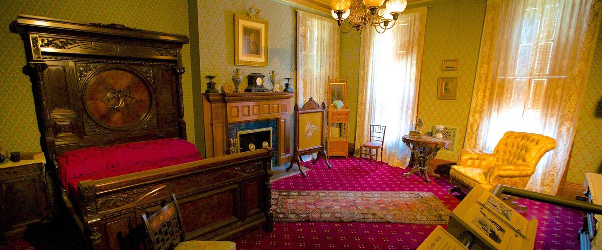 Newark Museum which includes a house and interior views