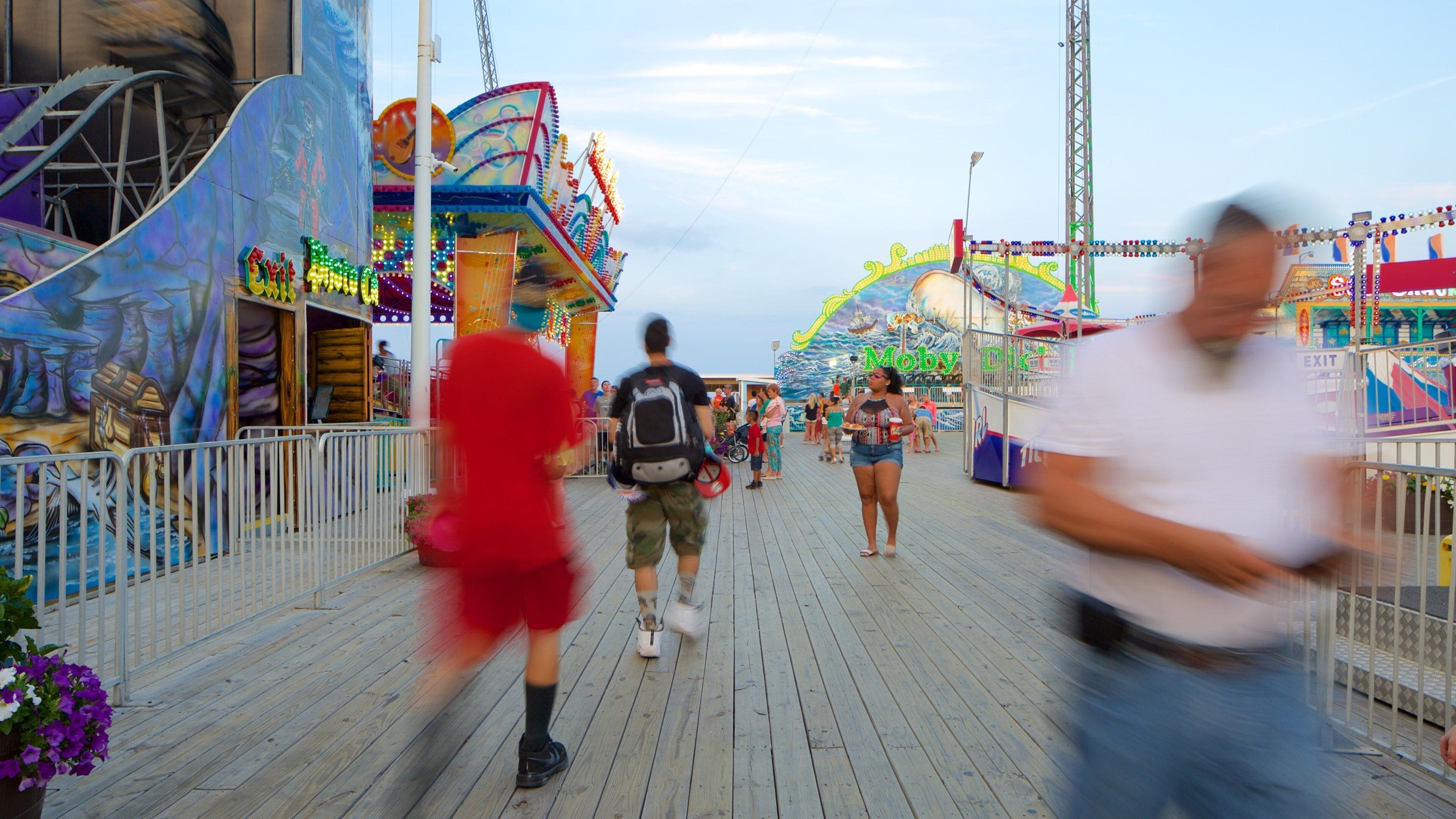 Casino Pier showing a festival