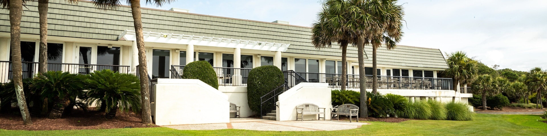 Dunes Golf and Beach Club featuring a garden