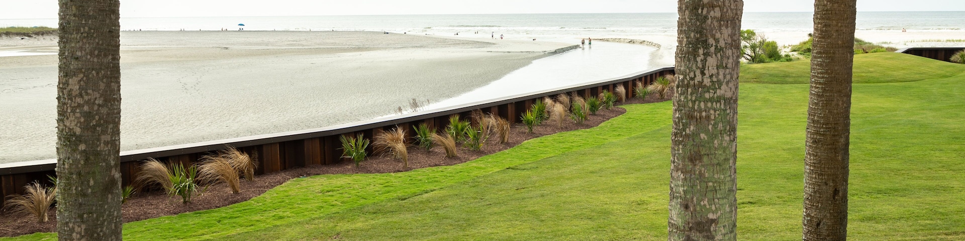 Dunes Golf and Beach Club showing general coastal views and golf