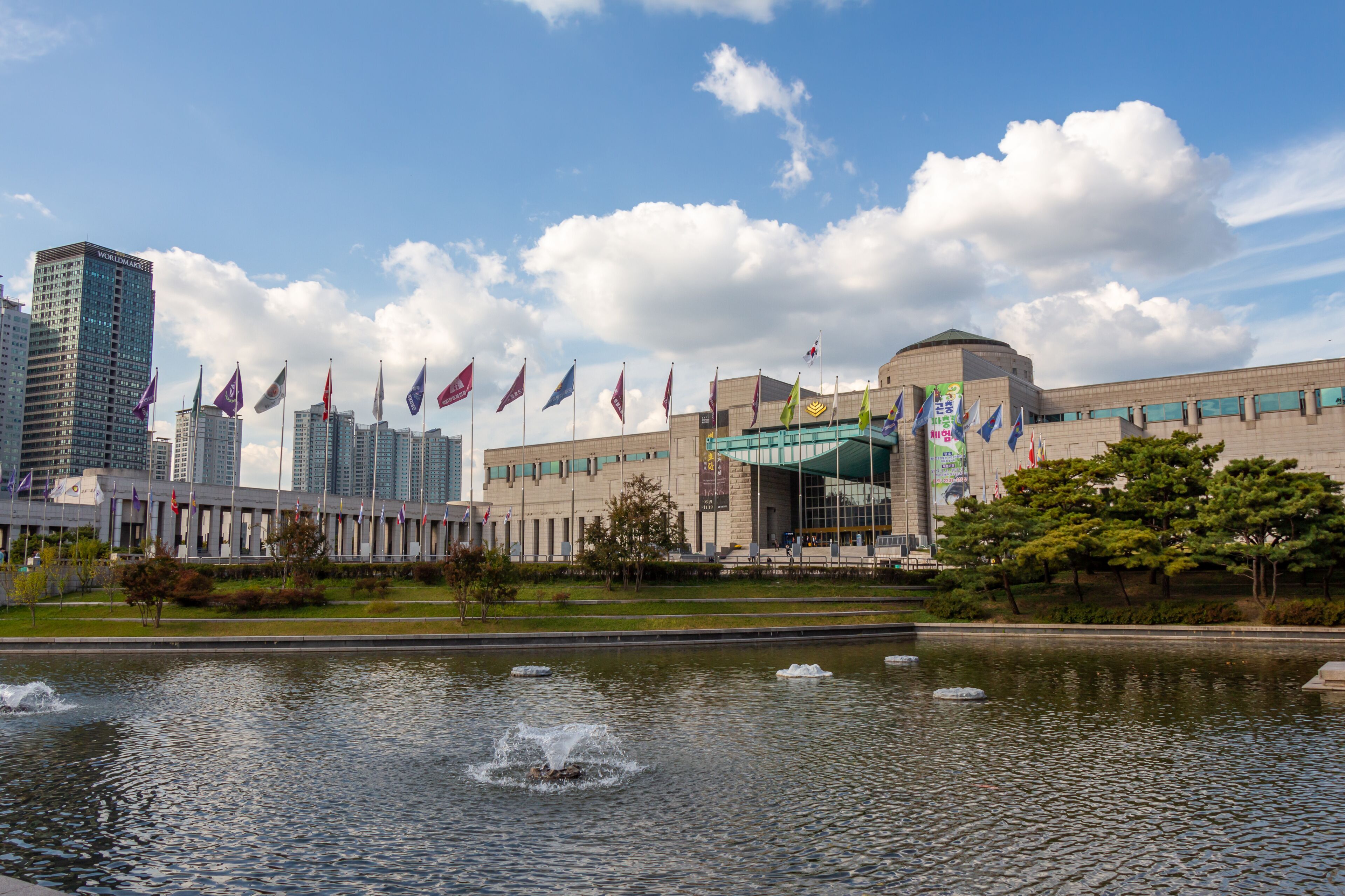 Lake and fountain at the War Memorial of Korea Museum, Seoul, South Korea