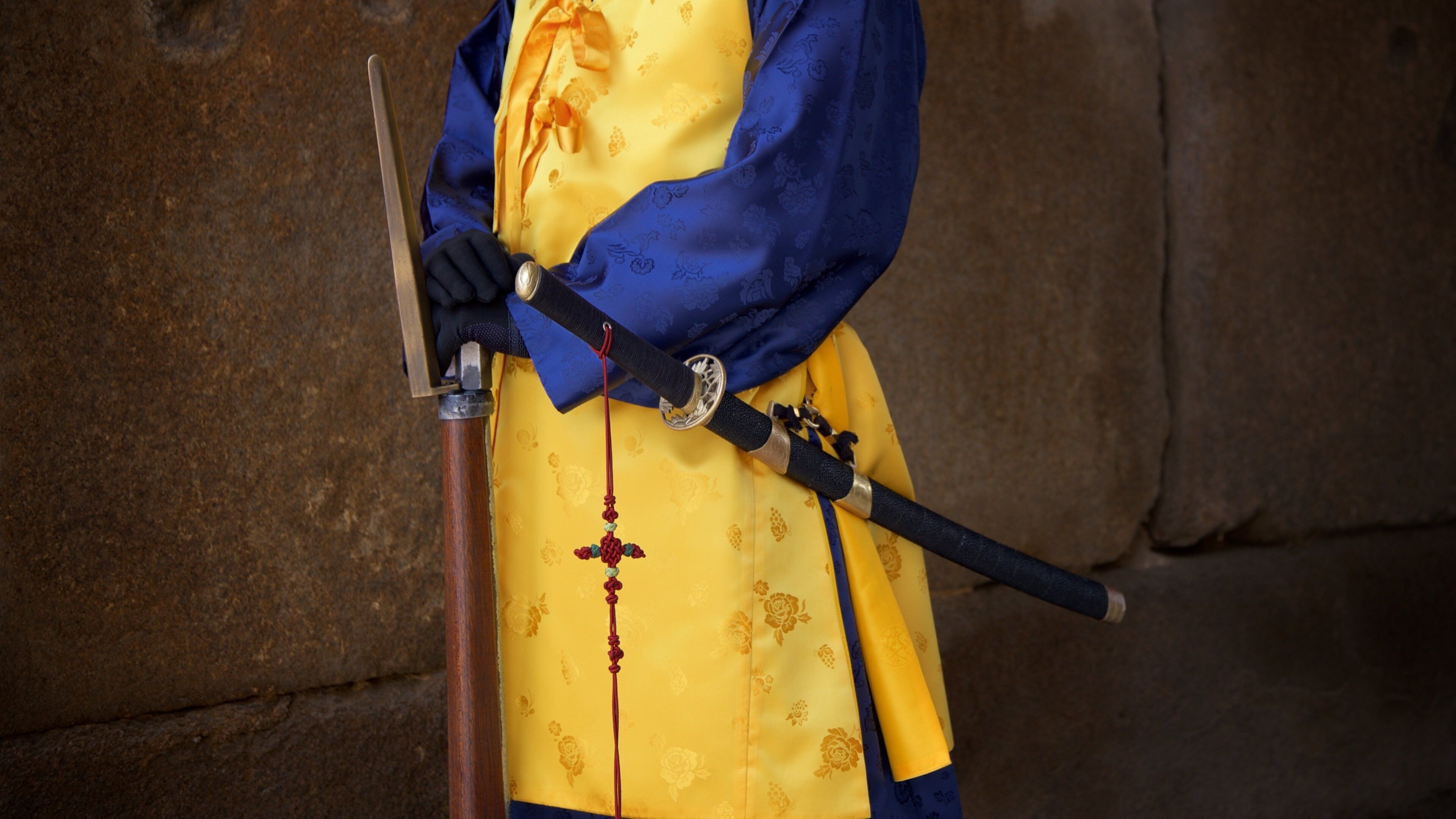 Sungnyemun Gate which includes heritage elements