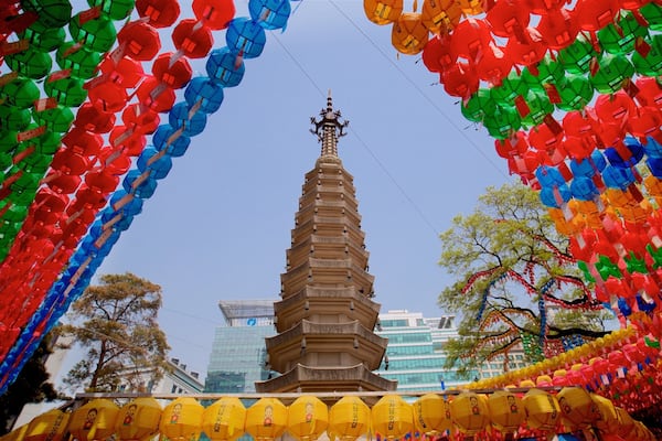 Temple Jogyesa montrant patrimoine architectural, ville et art en plein air