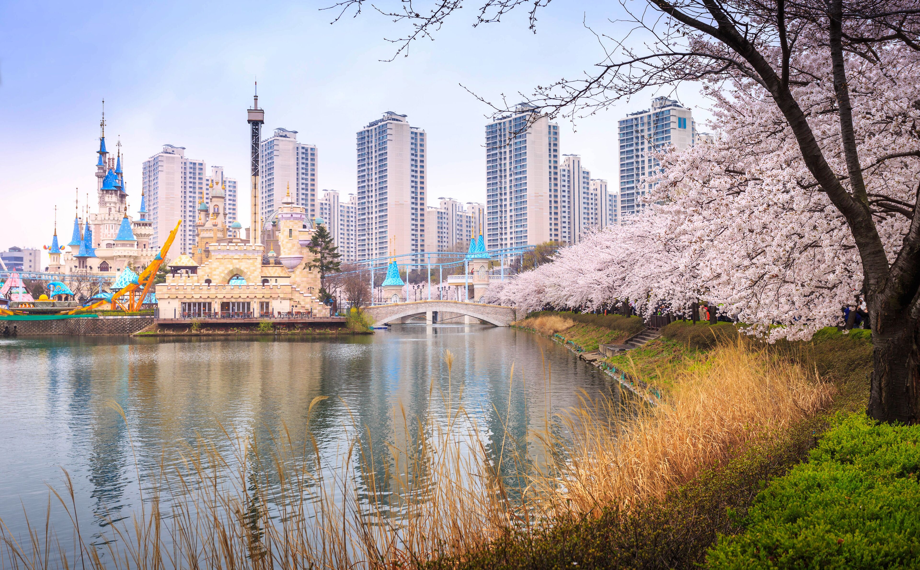 SEOUL, KOREA - APRIL 5, 2015: Lotte World, Amusement park, Seoul Korea.