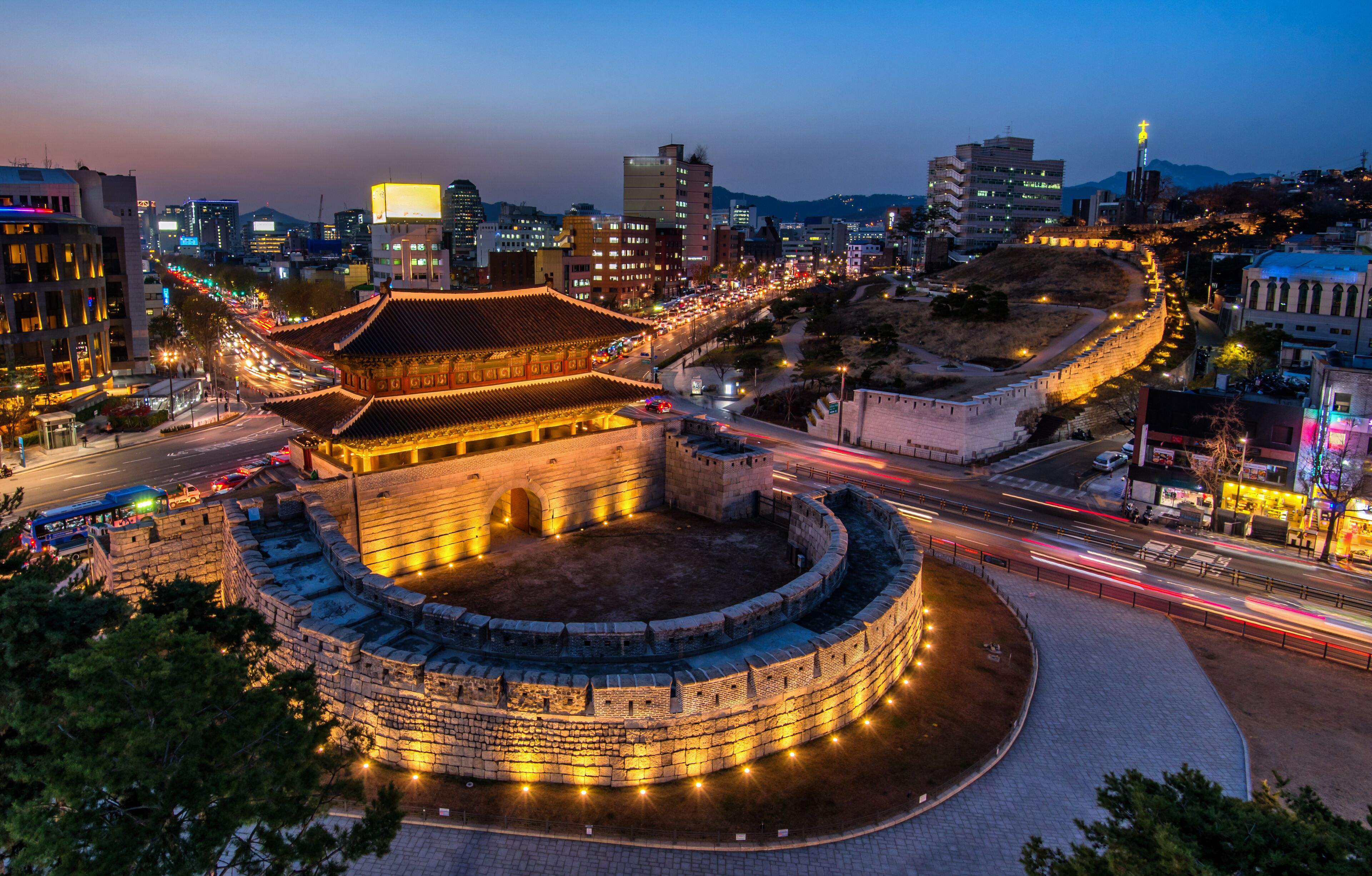 night view of dongdaemun traditional gate in seoul city south korea