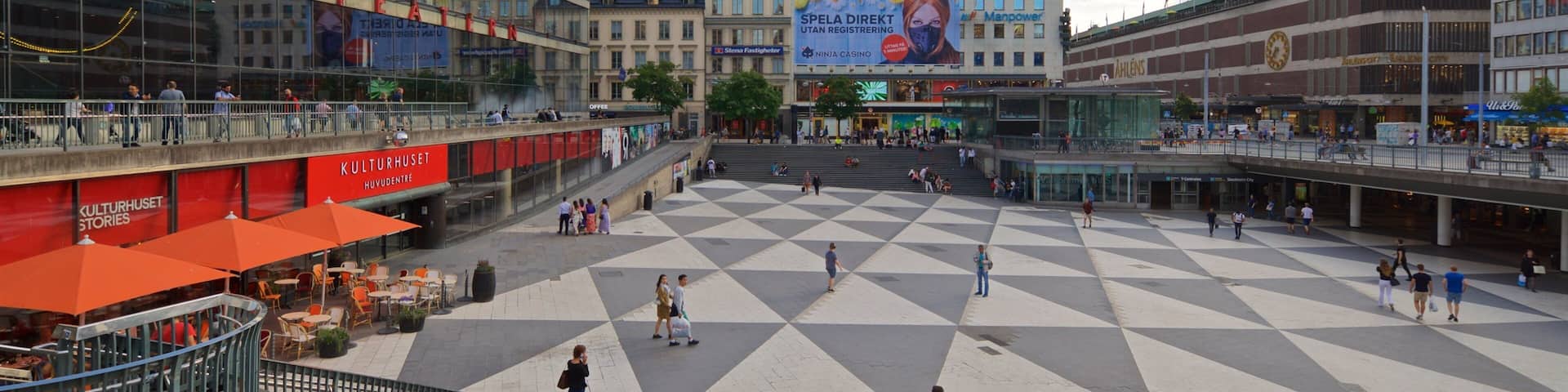 Sergels Square which includes a square or plaza and a city