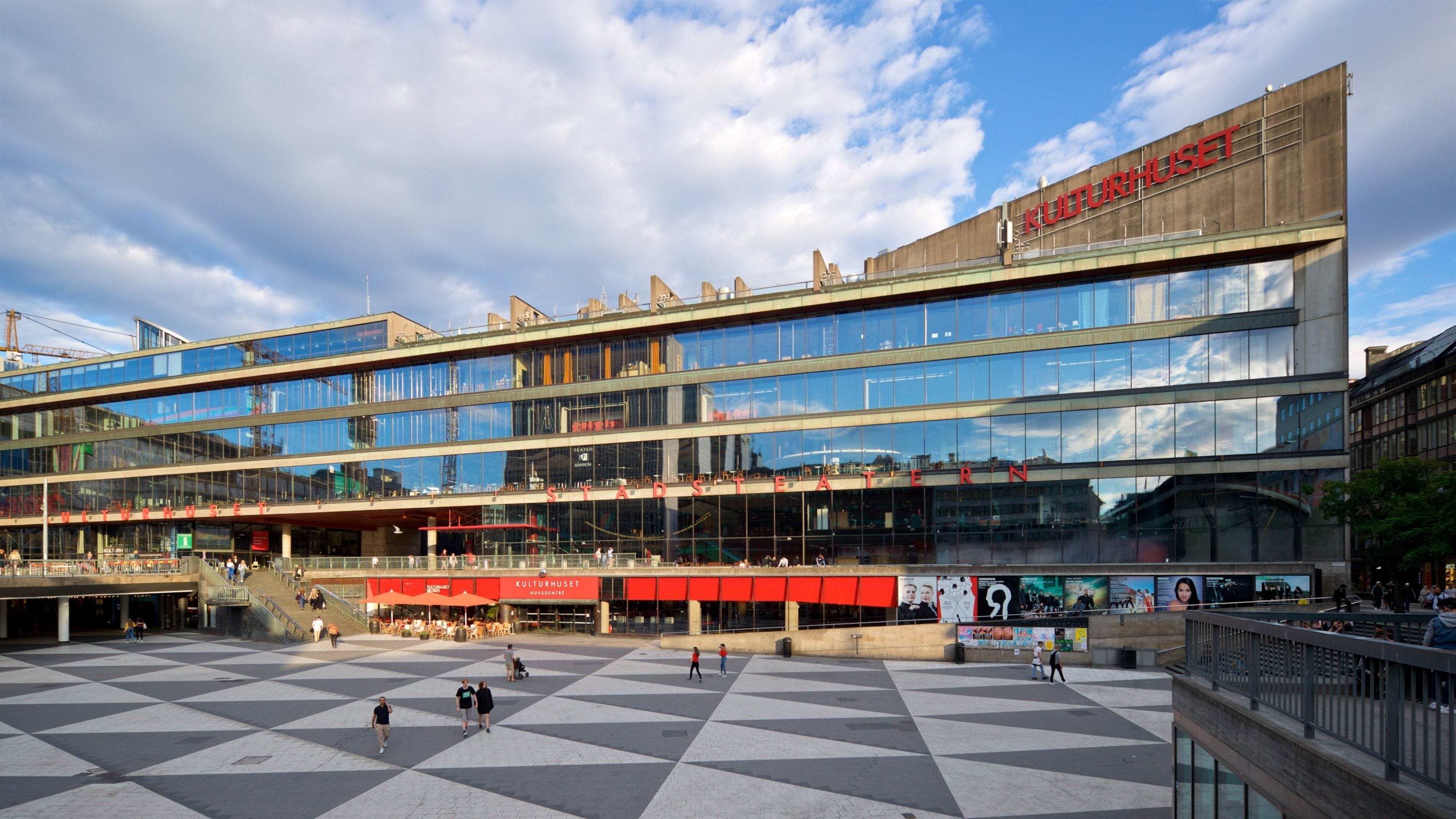 Sergels Square which includes a square or plaza and a city