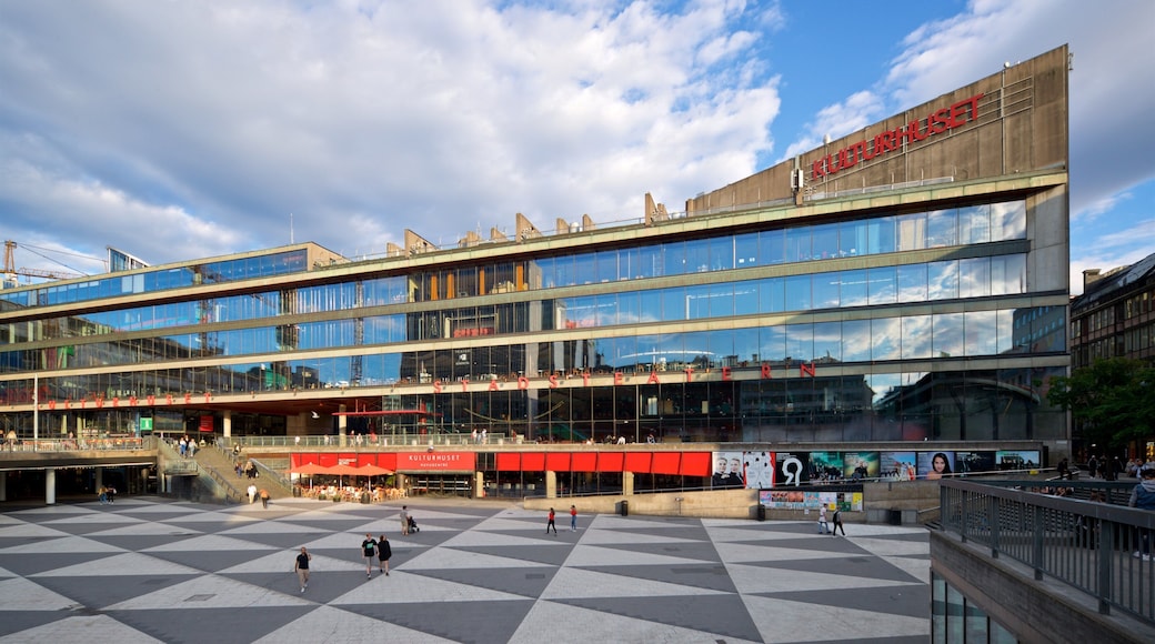 Sergels Square which includes a square or plaza and a city