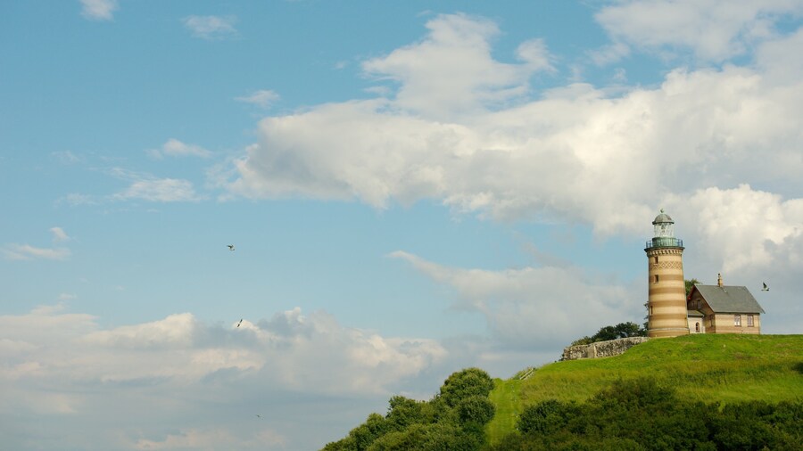 Puente de Oresund mostrando un faro