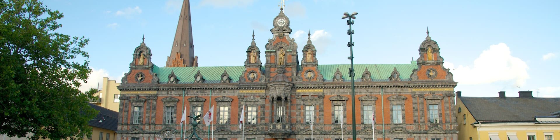 Malmo Town Hall which includes a city, a square or plaza and heritage architecture