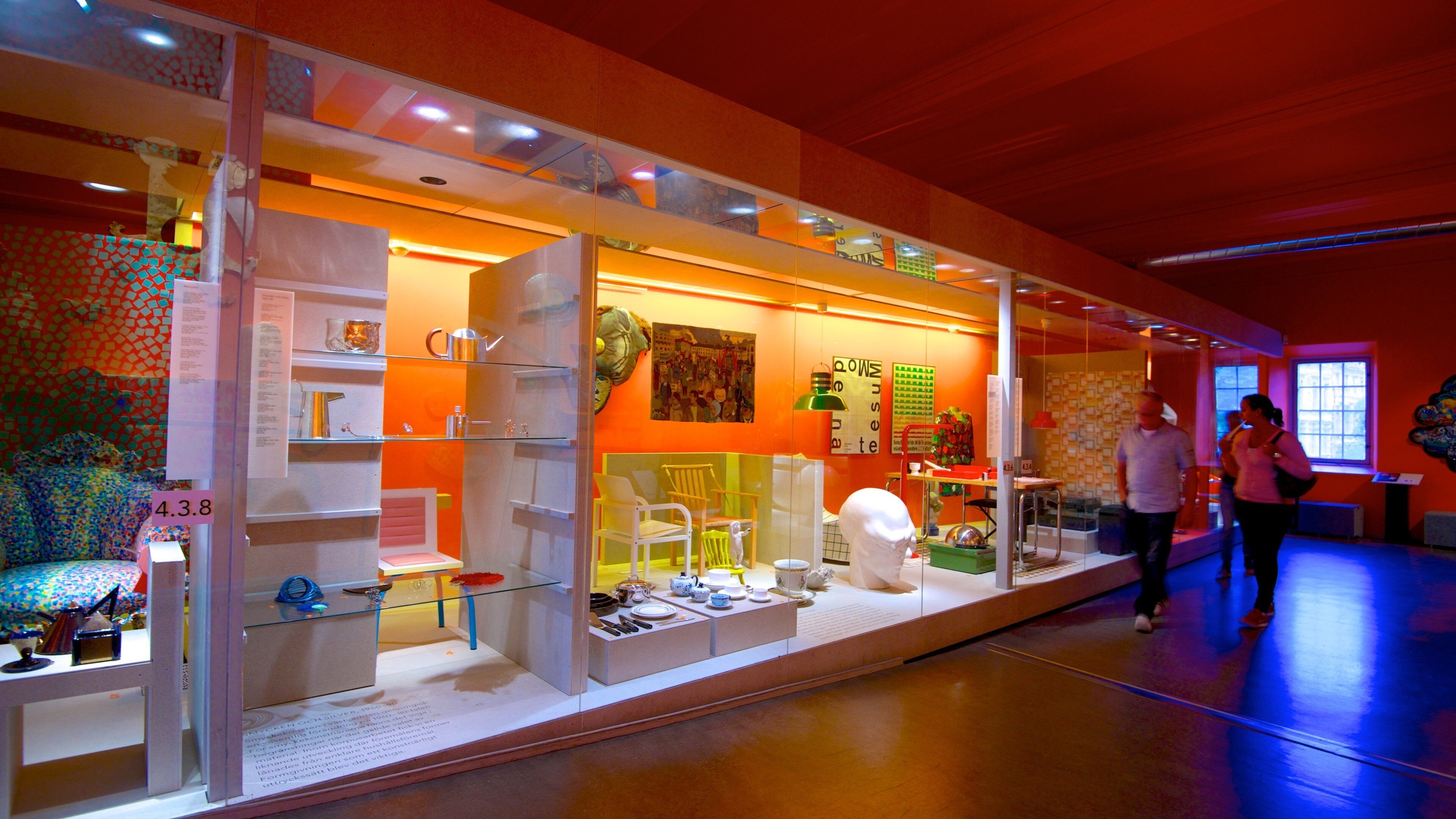 Rohsska Museum for Design, Fashion and Decorative Arts 表示 アート と 屋内の眺め