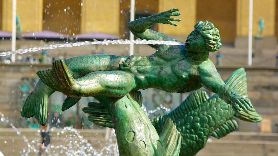 Poseidon Statue showing a statue or sculpture and a fountain