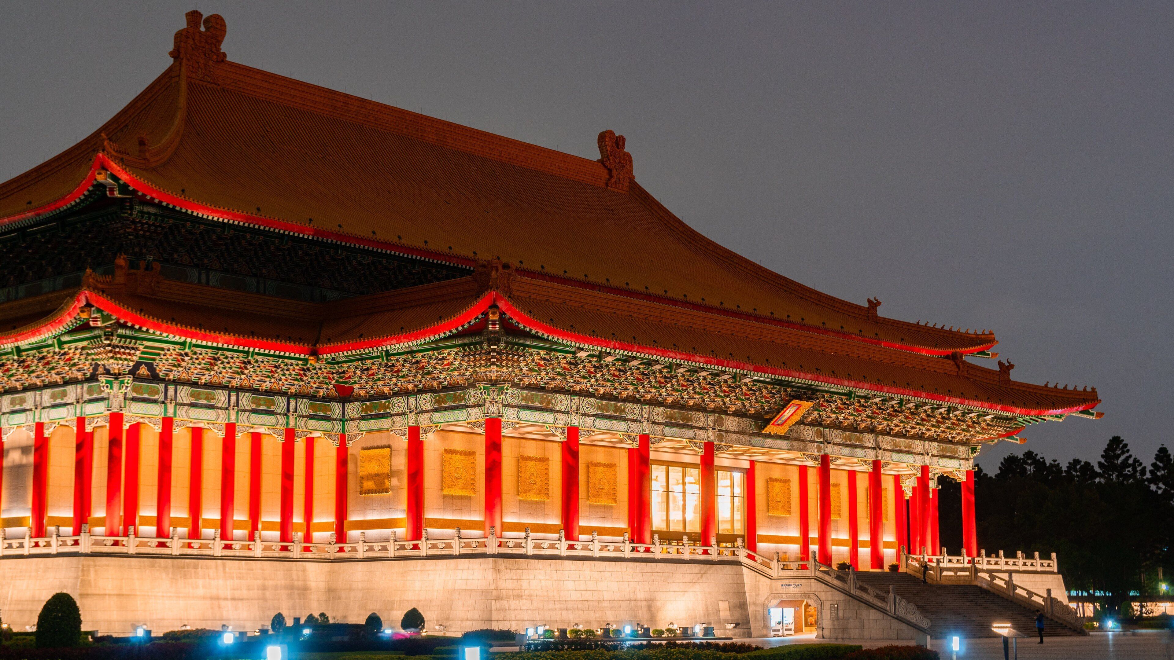 St Maarten and St Martin