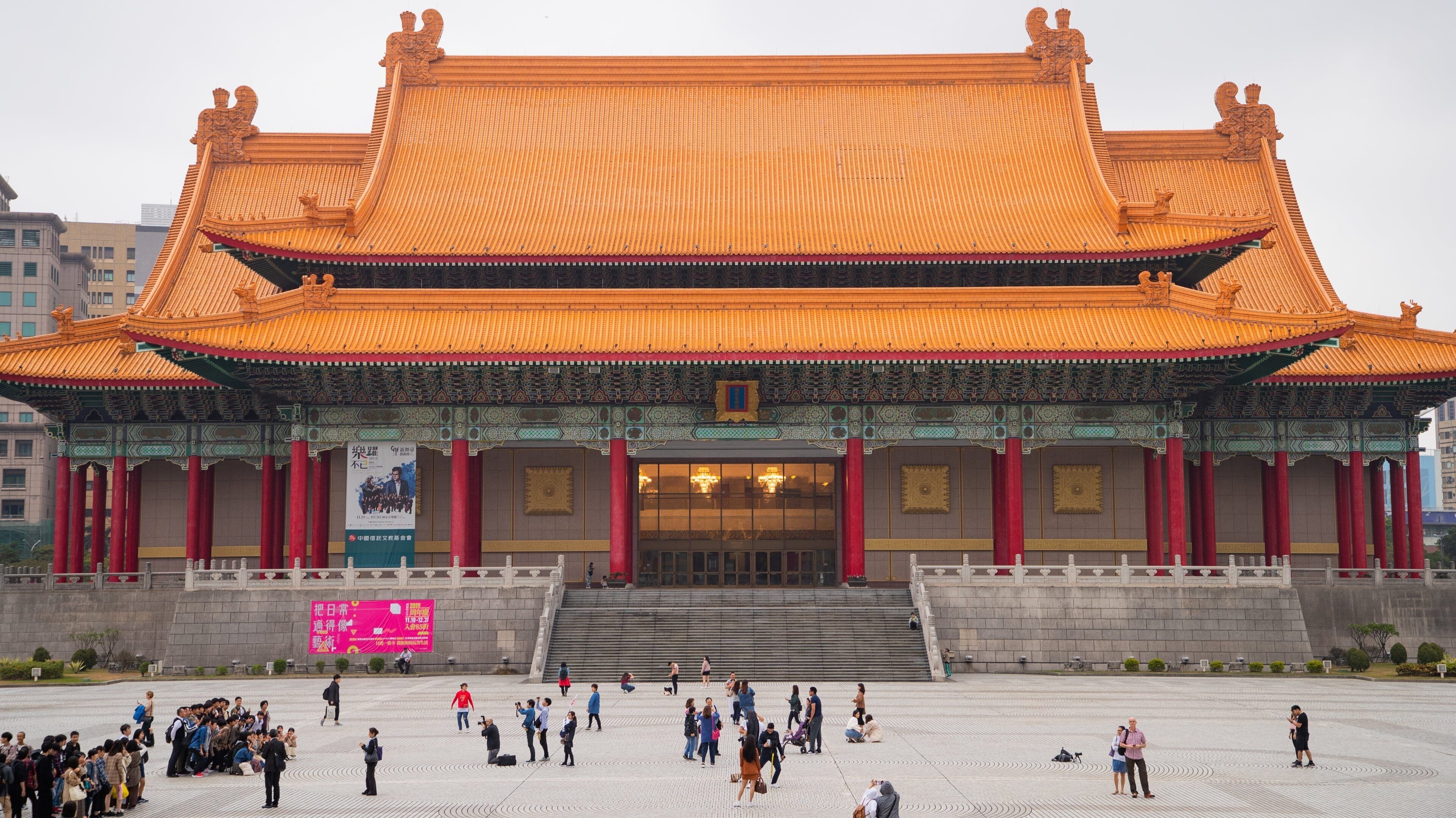 St Maarten and St Martin