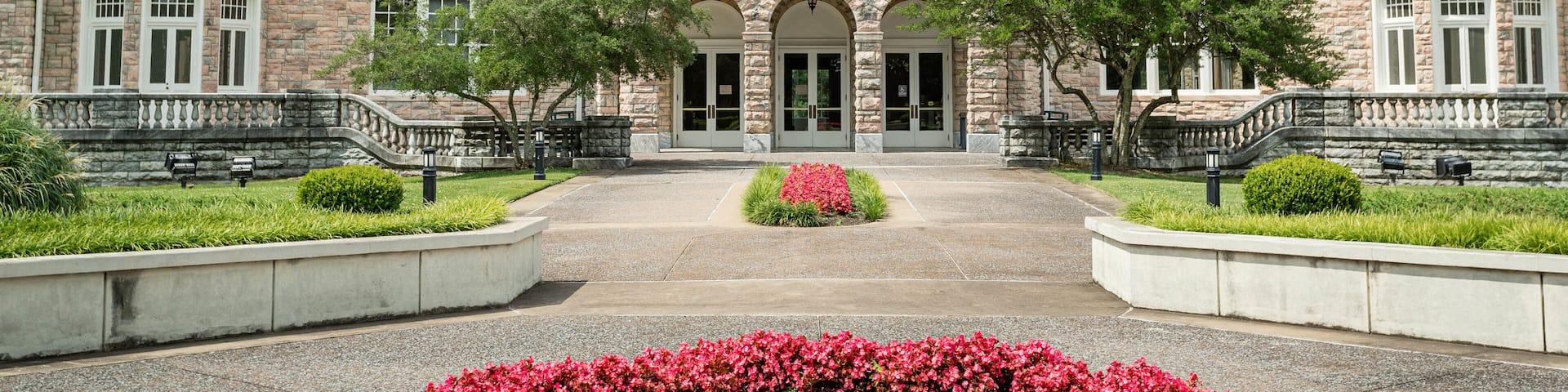 Pink Palace Museum featuring a house