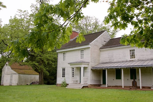 Princeton Battlefield State Park welches beinhaltet Haus und Geschichtliches