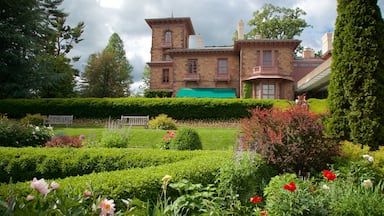 Princeton University which includes wildflowers, a garden and heritage elements