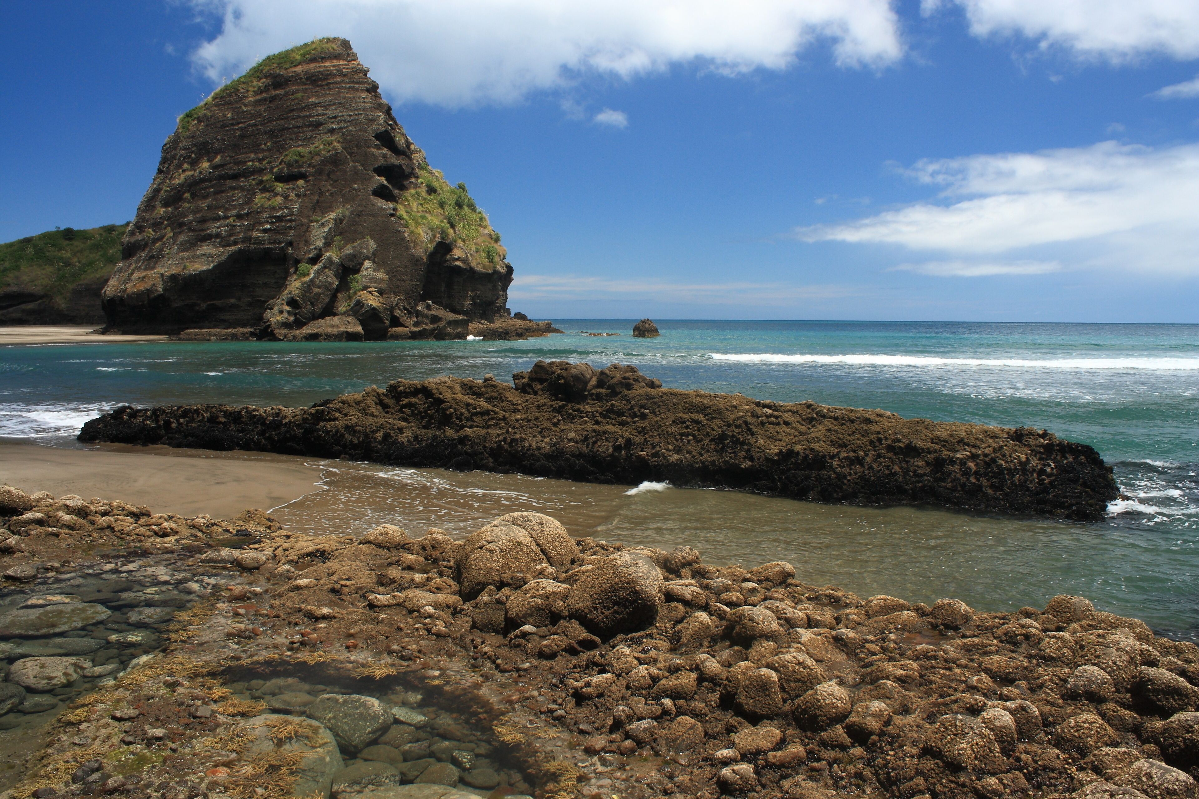 ワイタケレ山脈