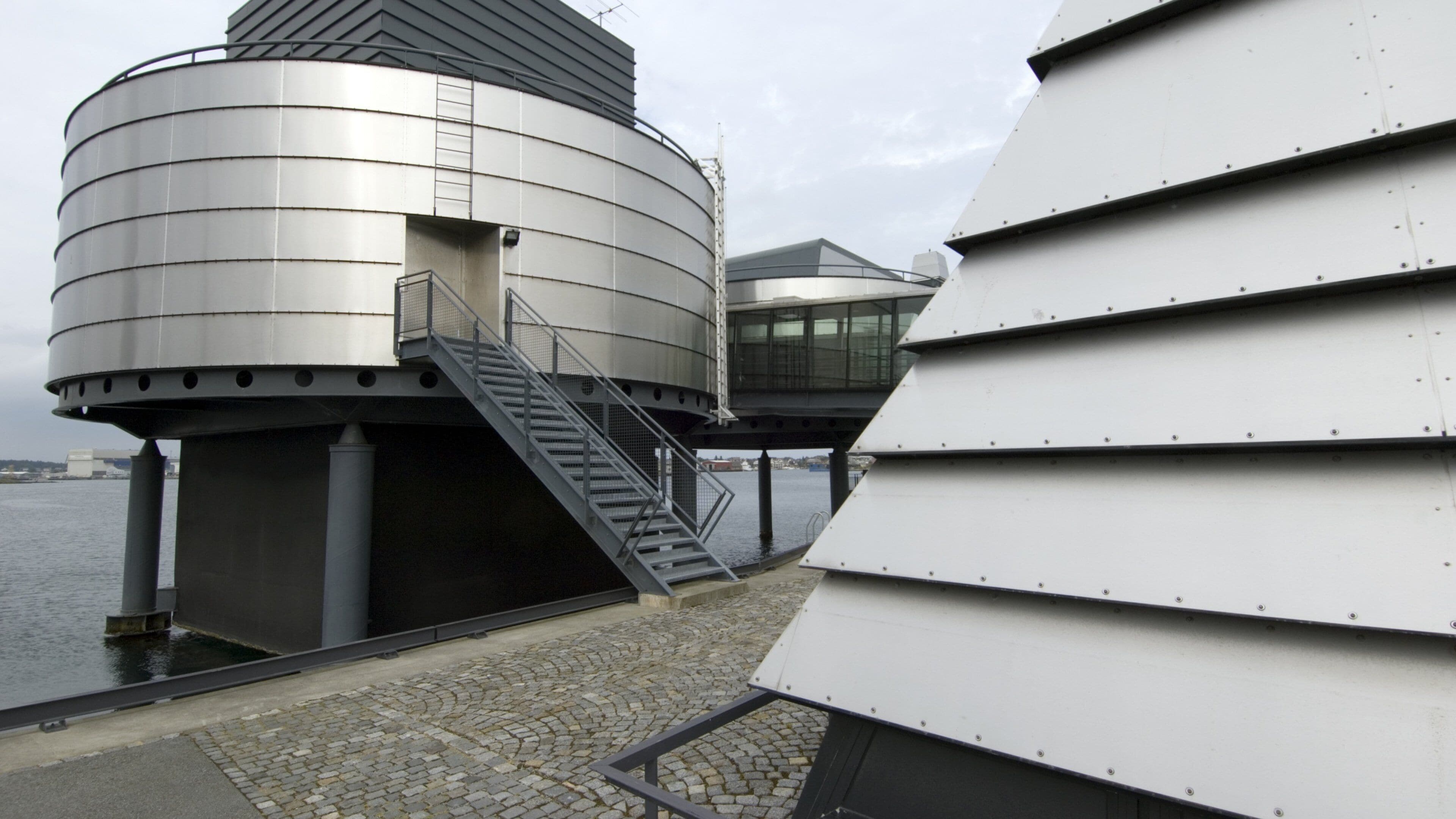 Musée norvégien des hydrocarbures mettant en vedette architecture moderne