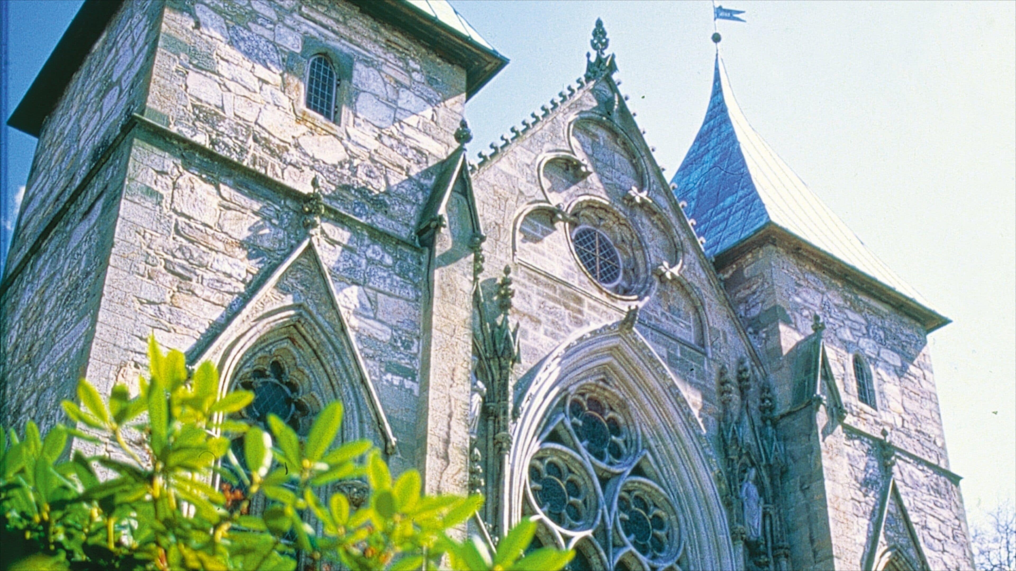 Stavanger Cathedral which includes religious aspects, a church or cathedral and heritage architecture