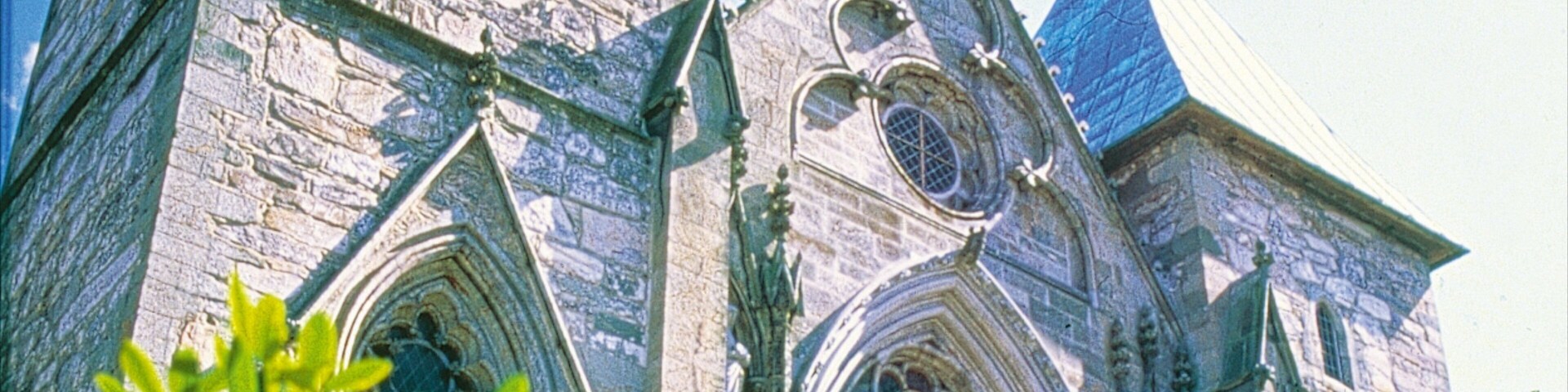 Stavanger Cathedral which includes religious aspects, a church or cathedral and heritage architecture