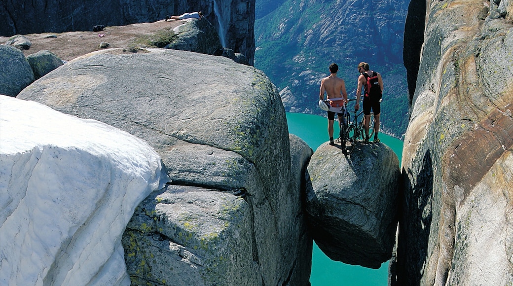 Kjerag showing views, hiking or walking and mountains