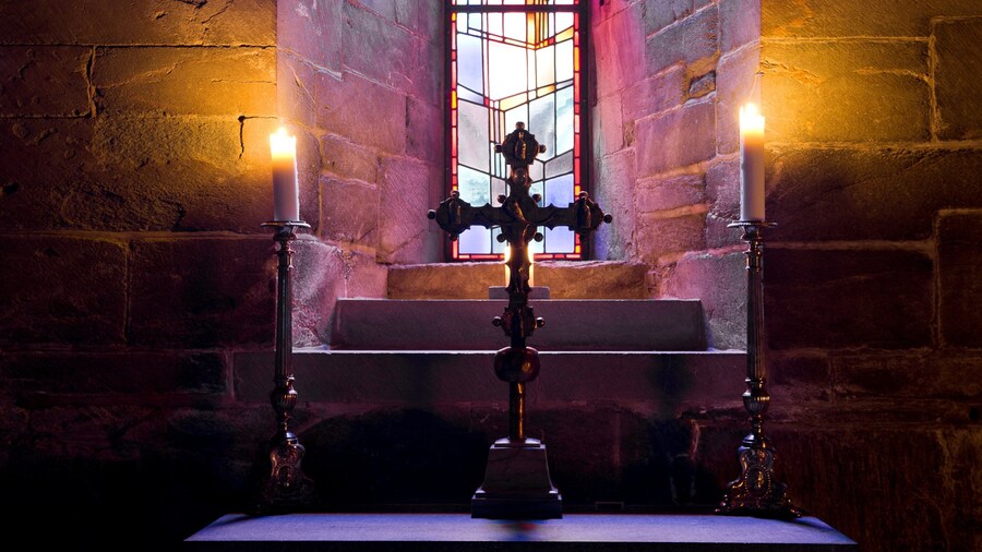 Nidaros Cathedral featuring a church or cathedral, religious elements and interior views