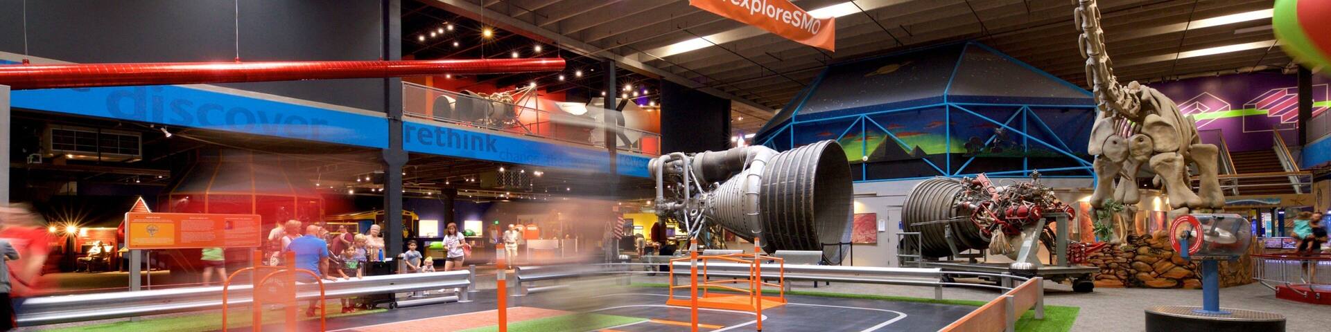 Omniplex Science Museum showing interior views