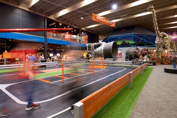 Omniplex Science Museum showing interior views