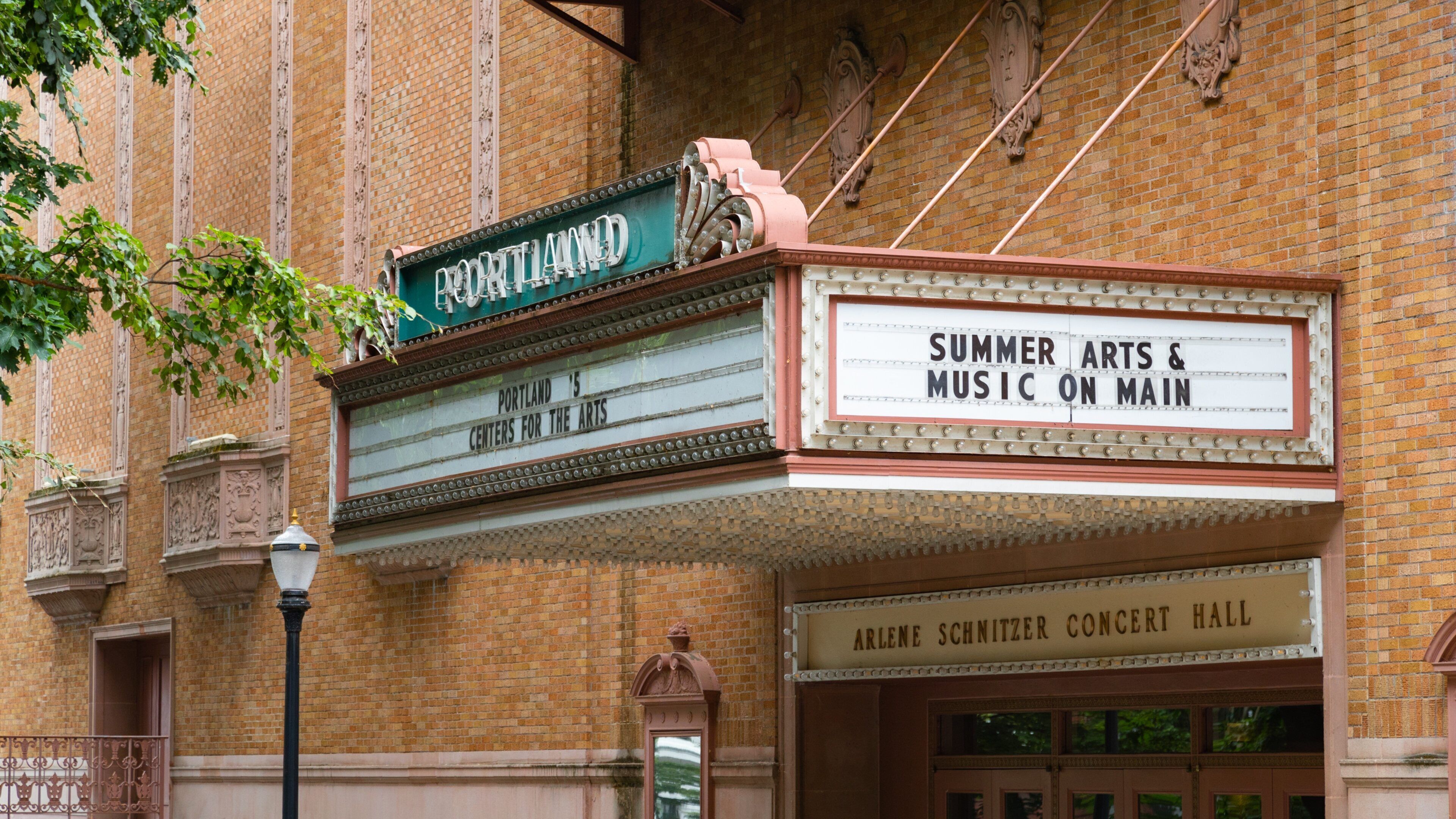 Arlene Schnitzer Concert Hall showing signage