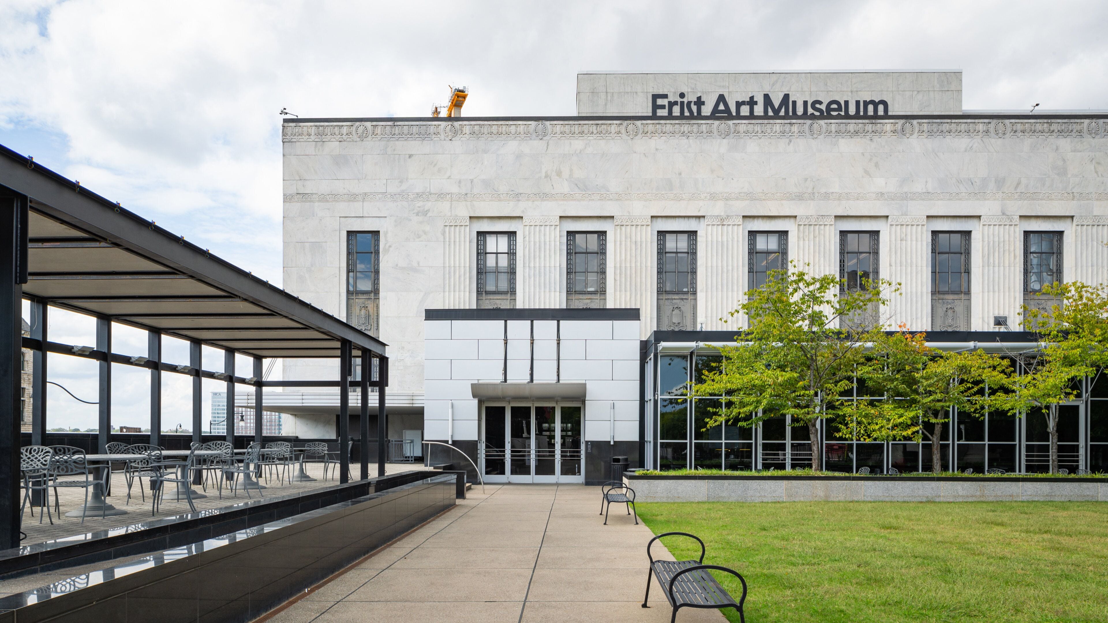 Frist Center for Visual Arts featuring signage