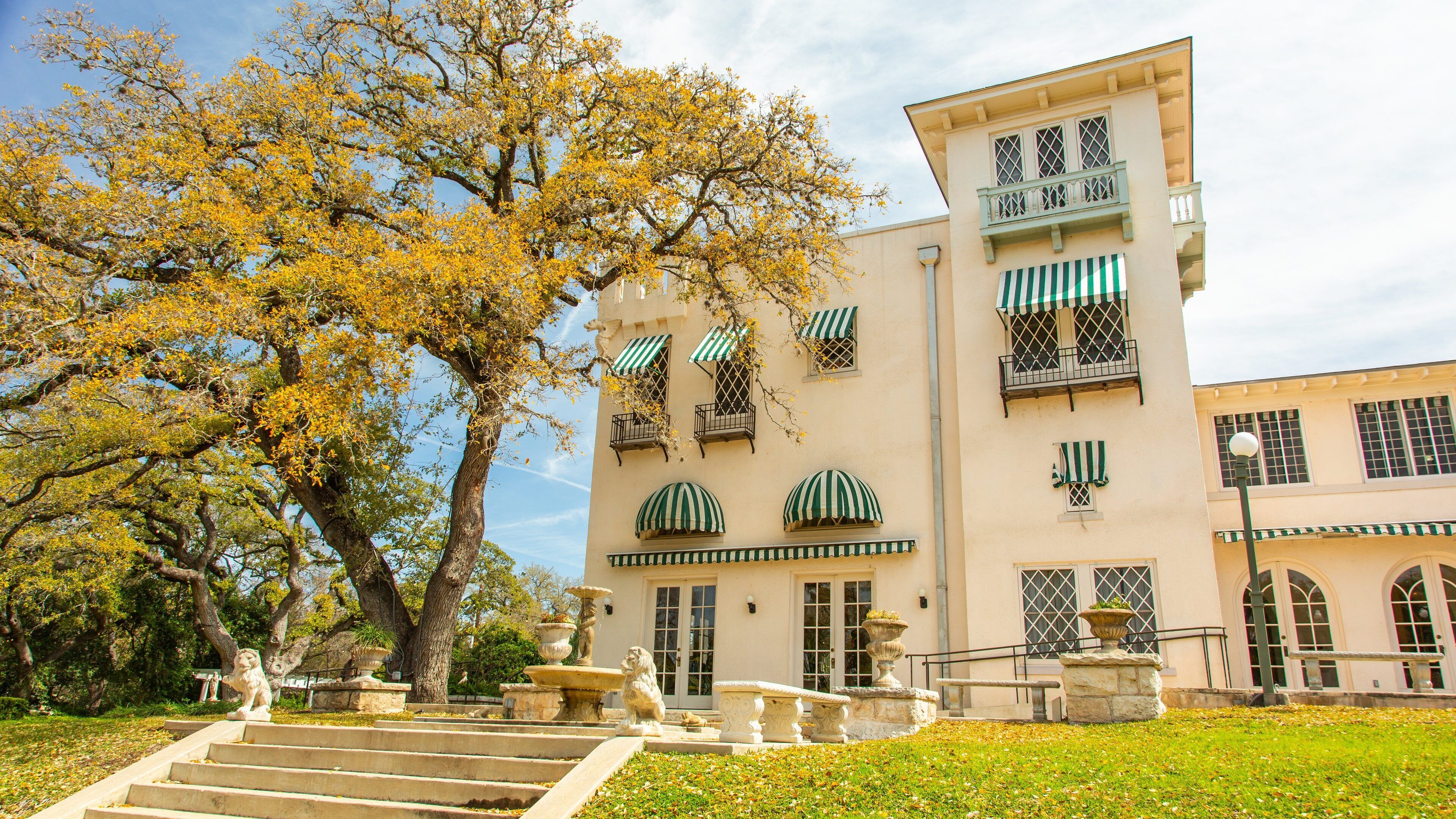Austin Museum of Art - Laguna Gloria