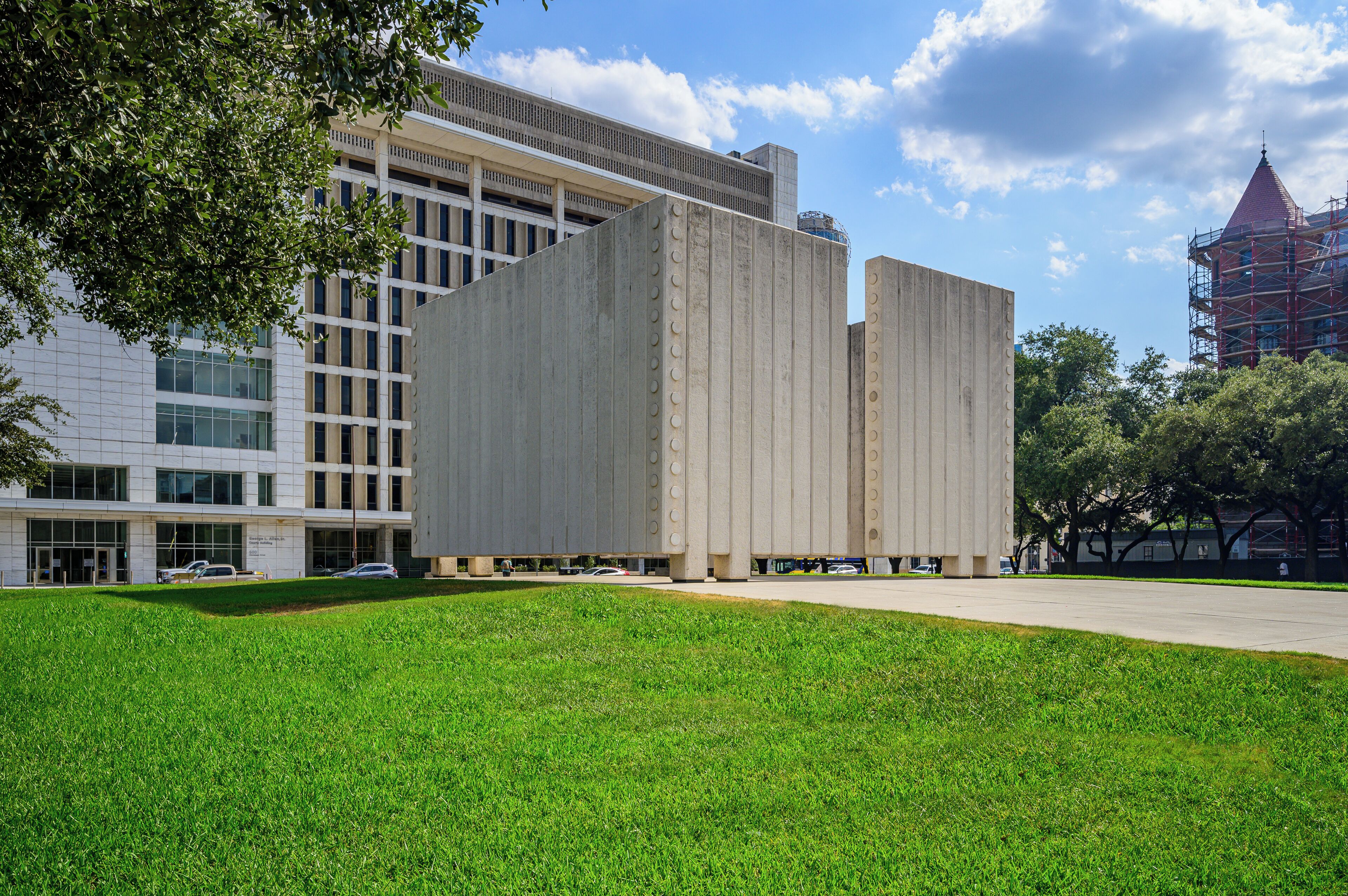 Dallas_JohnFKennedyMemorial_6081121-1