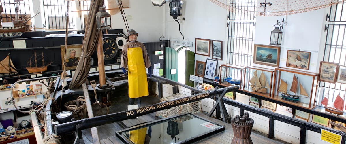 Fishermen\'s Museum ofreciendo vistas interiores