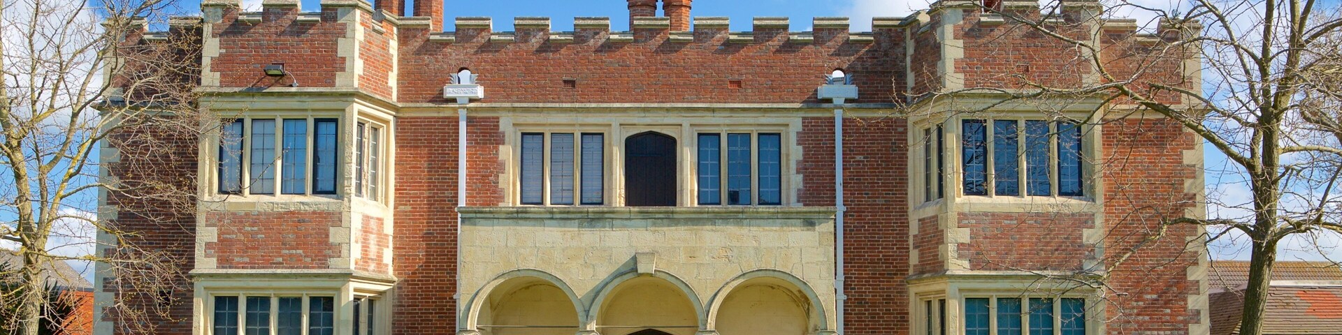 Hastings Museum and Art Gallery which includes heritage elements