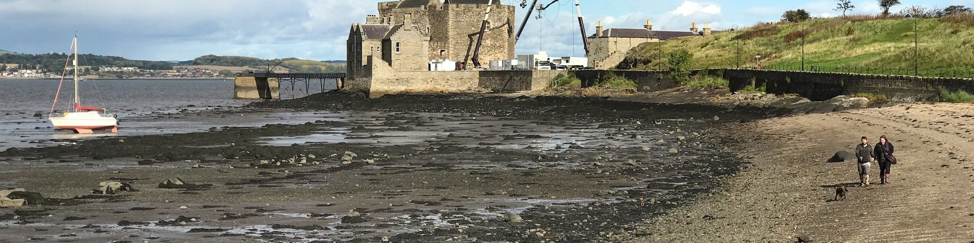 Movie filming happening during my visit to Blackness castle. They were filming Mary Queen of Scots.
#LifeAtExpedia