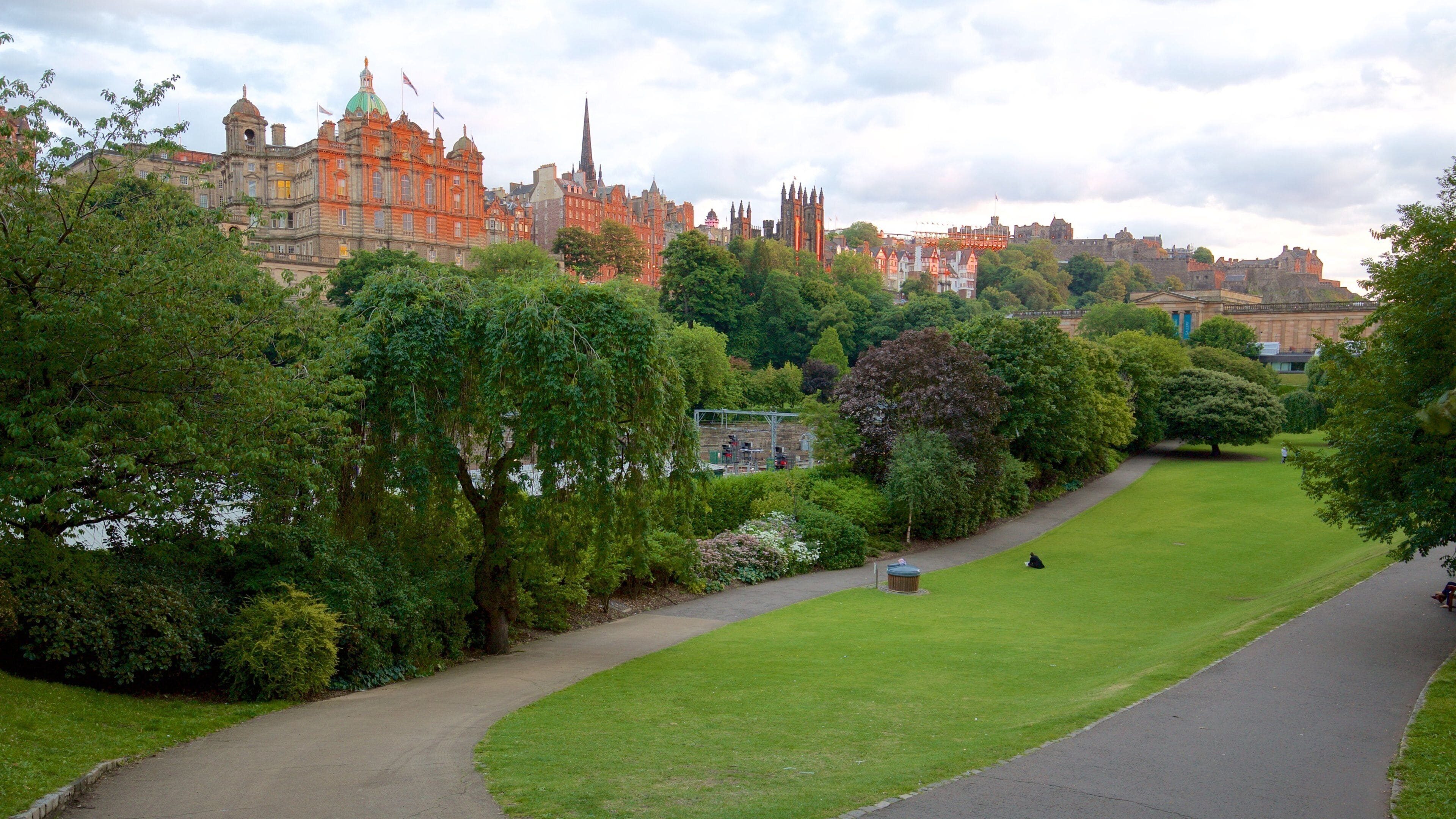 Princes Street Gardens featuring a park
