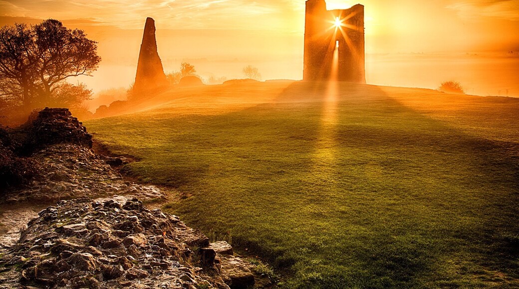 You can only get this image in November as that when the sun risers in the right place