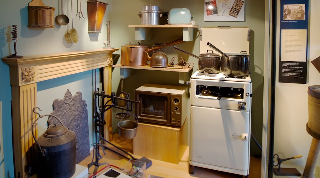 Hollytrees Museum mostrando vistas de interior