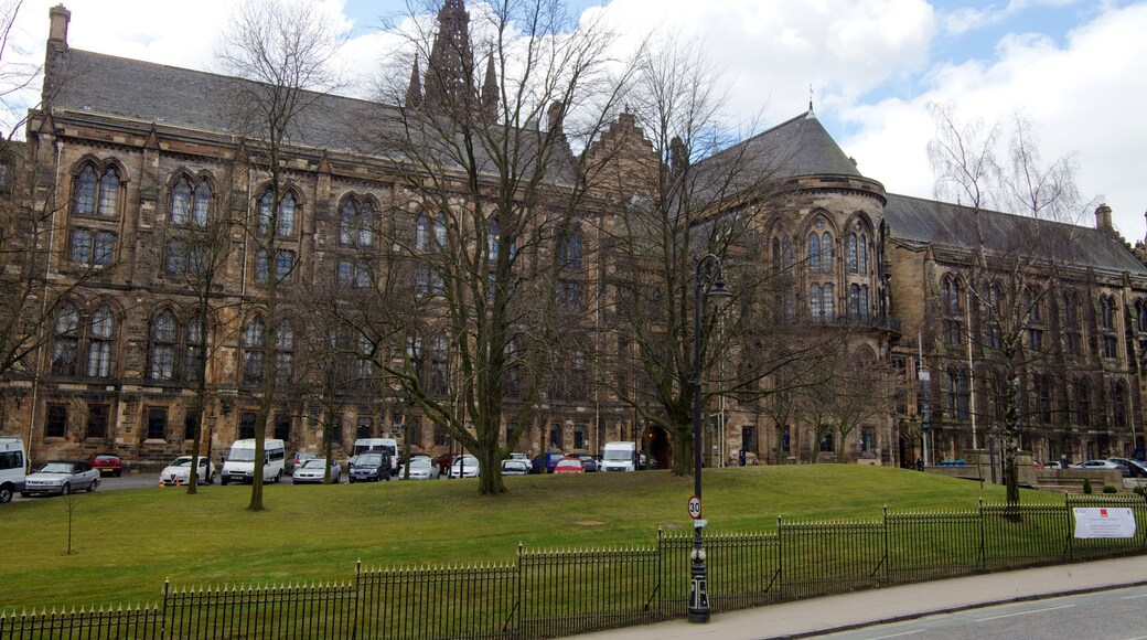 ハンタリアン博物館 フィーチャー ストリート シーン, 遺跡 と 都市