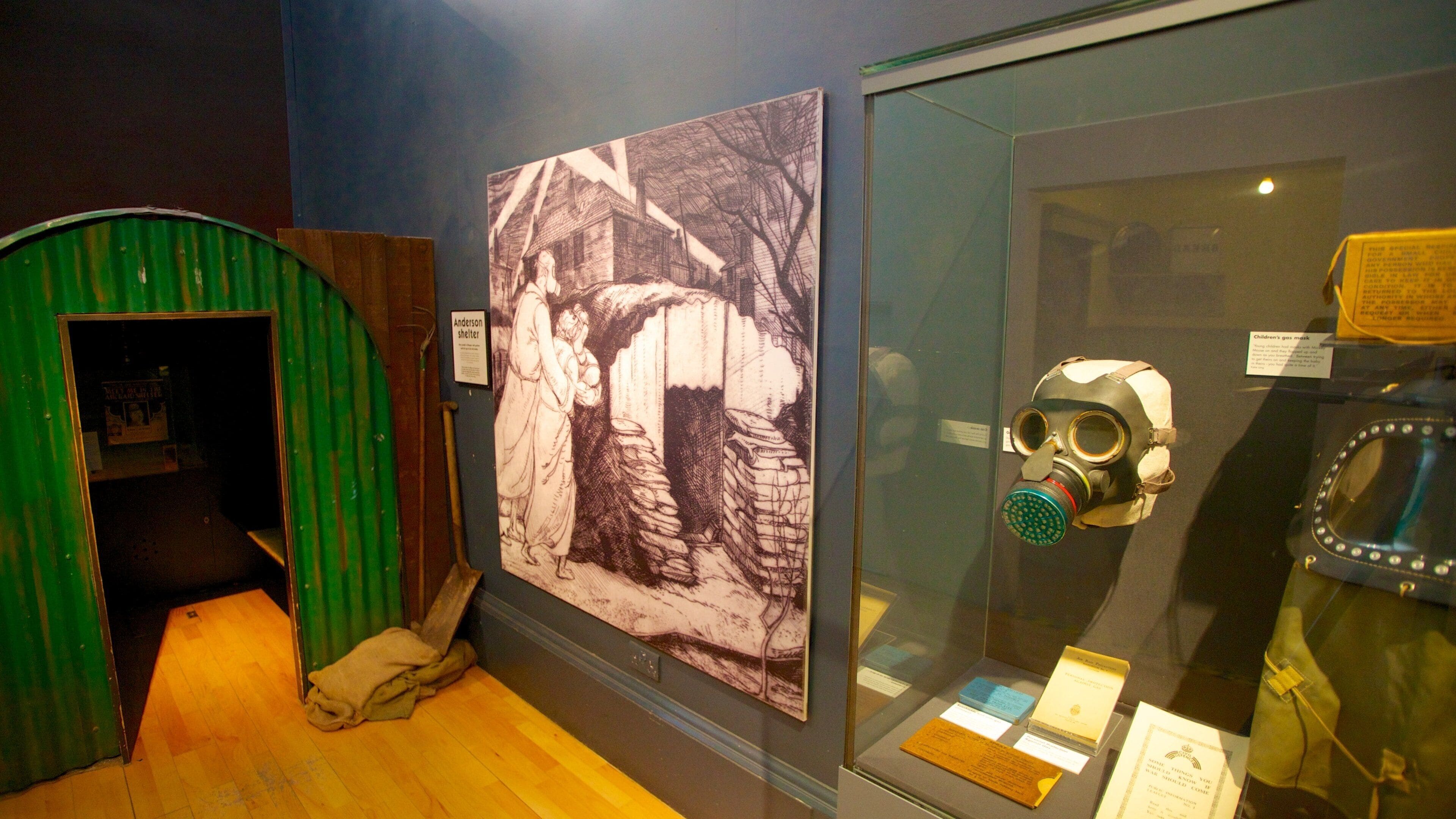 People\'s Palace and Winter Gardens ofreciendo vistas de interior