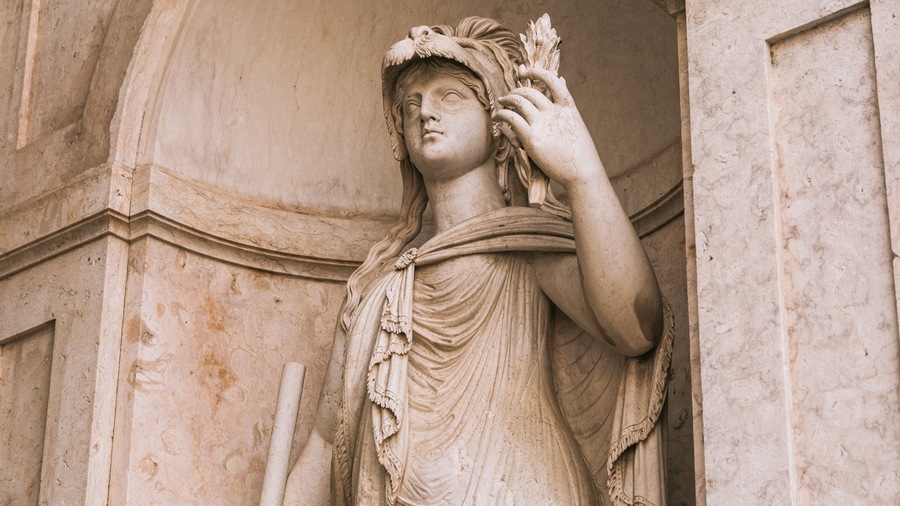 Ajuda National Palace which includes a statue or sculpture and heritage elements