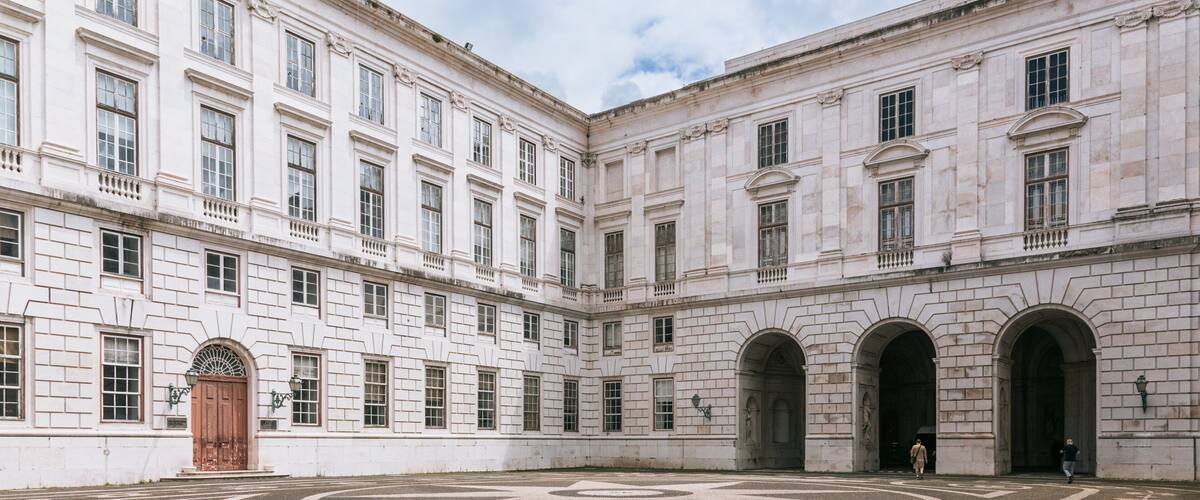 Ajuda National Palace showing heritage architecture