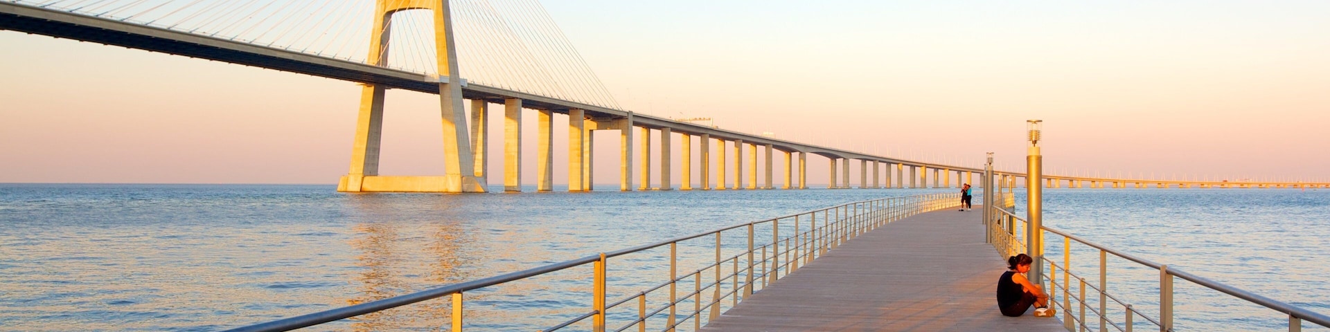 瓦斯科达伽马桥